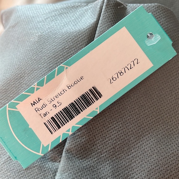 Boot - Picture 9 of 9